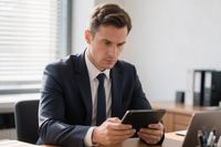 Как узнать, нужно ли подавать декларацию о доходах за прошлый год