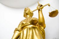 Под Волгоградом главбуха райадминистрации обвинили в махинациях на 3 млн рублей