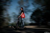 Не ездить на самокатах по центру Волгограда попросили гостей и жителей