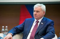 Волгоградский депутат Плотников решил сменить политическую прописку