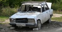 Застрявшие во дворах авто волгоградцев и волжан могут достаться властям