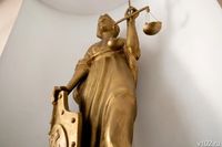В Волгограде 19-летнюю студентку отправили под арест за развратные танцы