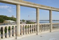 В центре Волгограда за полмиллиарда реконструируют участок Набережной