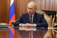 Владимир Путин ввёл спецотпуск для детей и родителей военных с инвалидностью