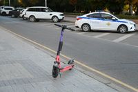 Самокатчик и водитель электровелосипеда попали под колеса в Волгоградской области