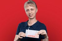 Камышанка выиграла 1 миллион, приютив черного кота