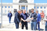 Бочаров: реконструкция площади Павших борцов и территории у вокзала завершится в 2026 году
