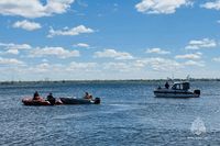 Сотрудники МЧС на учениях в Волгограде спасли четырех рыбаков