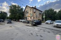 Девушка на «Ладе» устроила массовое ДТП с элитными авто в Волгограде