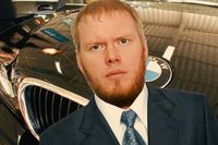 BMW X6 и 4 млн рублей хотят изъять у главы поселения в Волгоградской области