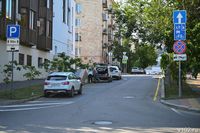 Жители центра Волгограда просят власти о льготной парковке возле дома