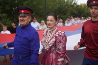 Стометровый российский флаг развернули в Волгограде