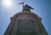 Не мыли годами: памятник Александру Невскому увезут в Подмосковье на «омолаживающую» чистку