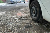 Депутаты предложили отменить штрафы за самовольный ремонт дорог