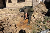 Найденную во дворе жилого дома авиабомбу взорвали в Волгограде