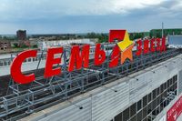 Очевидцы сообщают об эвакуации ТРК «Семь звезд» в Волгограде