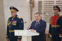В Волгограде Андрей Бочаров и Владимир Кочетков вручили награды бойцам и военным частям