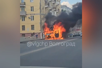 В Волгограде очевидцы засняли плюющую «Газель» на ул. Шурухина