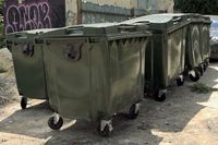 С улиц Волгограда ликвидируют все железные бункеры для ТКО