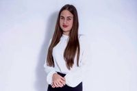 Без зубрежки и бессонных ночей? Школьница из Волгоградской области сдала на сотни ЕГЭ по русскому и английскому языкам