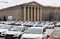 Чиновники пообещали волгорадцам резидентсеие абонементы на платные парковки