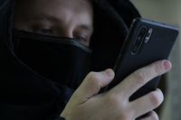 В Волгоградской области вдова участника СВО отдала мошенникам 13 миллионов рублей