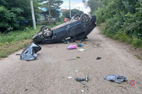 Под Волгоградом в ДТП погиб водитель опрокинувшейся «Приоры»