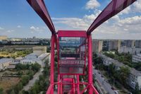 Опубликованы первые фото с верхней точки 50-метрового колеса обозрения на юге Волгограда