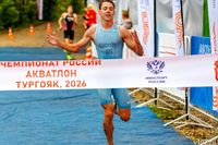 Денис Колобродов выиграл чемпионат России по акватлону