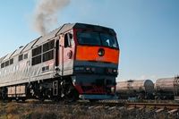 На станции под Волгоградом электровоз сошел с рельсов