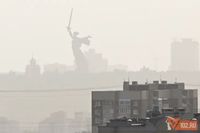 В Волгограде продолжается ликвидация пожара на складе Wildberries