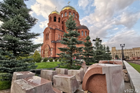 Колышек и куча гранита: началась подготовка нового места для памятника Невскому в Волгограде