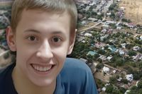 «Он не может  без взрослых»: в Волгоградской области разыскивают 17-летнего Владислава Косакова