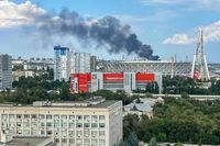 Столб дыма виден в соседних районах: в Волгограде на фоне жары вспыхнула свалка