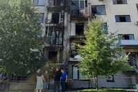 «Может случиться с каждым»: волгоградцы помогают погорельцам из «Родниковой долины»