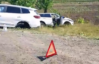 «Вылетело детское кресло»: под Волгоградом сняли на видео последствия ДТП