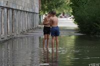 Волгоградцам пообещали жаркое и дождливое окончание рабочей недели