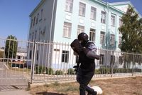 Рогвардейцы отработали захват террористов в волгоградских школах