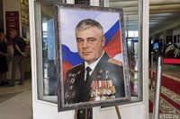 В Волгограде боевые товарищи, силовики и чиновники прощаются с Героем России Валерием Ростовщиковым