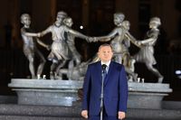 Площадь с точной копией сталинградского фонтана открыл Бочаров в Волгограде