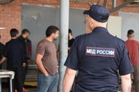 23 иностранца задержали на оптовой базе в Волгограде