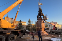 В Волгограде стартовала установка скульптуры памятника Александру Невскому