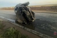 Два человека чудом выжили в «перевертыше» на юге Волгограда