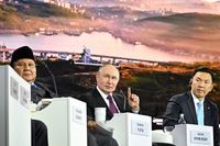 Путин на ВЭФ затронул тему ремонта НПЗ и ситуацию с топливом
