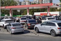 Власти обещают за неделю наладить поставки бензина в Волгоград по новым каналам