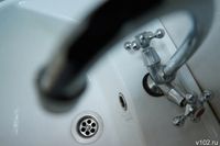 «Делаем запасы»: в Котово вернулась вода после недельного перерыва