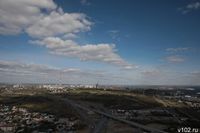 Обломки дрона упали на территорию промышленного предприятия и МКД: губернатор Волгоградской области сообщил о последствиях напряжённой ночи