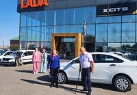 Семь волгоградцев с профтравмами получили спецавтомобили
