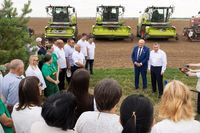 «Выбор героев символичен». Политолог Серенко – о политическом сигнале Бочарова