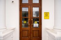 Театр кукол в Волгограде опроверг запрет на фото у парадного входа